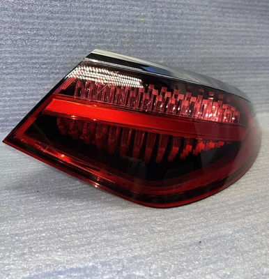 2021-2024 Mercedes Clase S W223 Pasajero derecho luces traseras LED exteriores